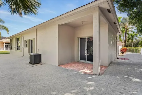1499 Victoria Isle Drive Weston FL 33327