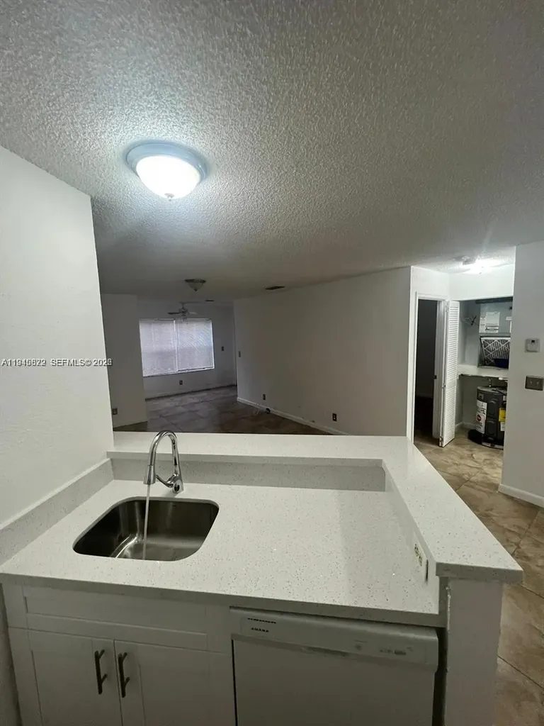 3460 N Pinewalk Drive N Margate FL 33063