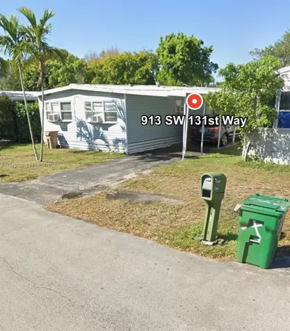 913 SW 131st Way Davie FL 33325