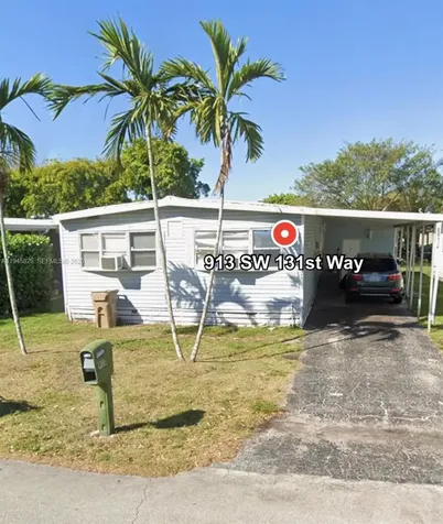 913 SW 131st Way Davie FL 33325