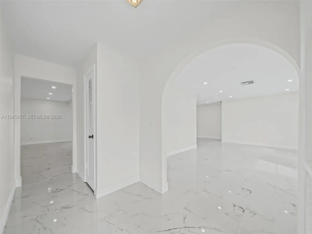 10251 NW 39th Court Coral Springs FL 33065