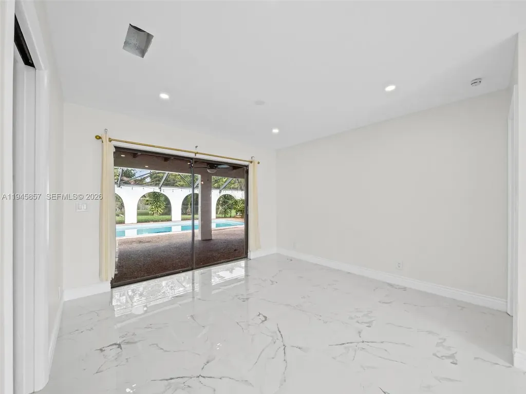10251 NW 39th Court Coral Springs FL 33065