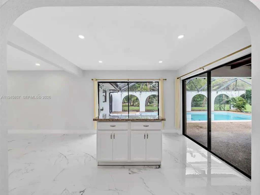 10251 NW 39th Court Coral Springs FL 33065
