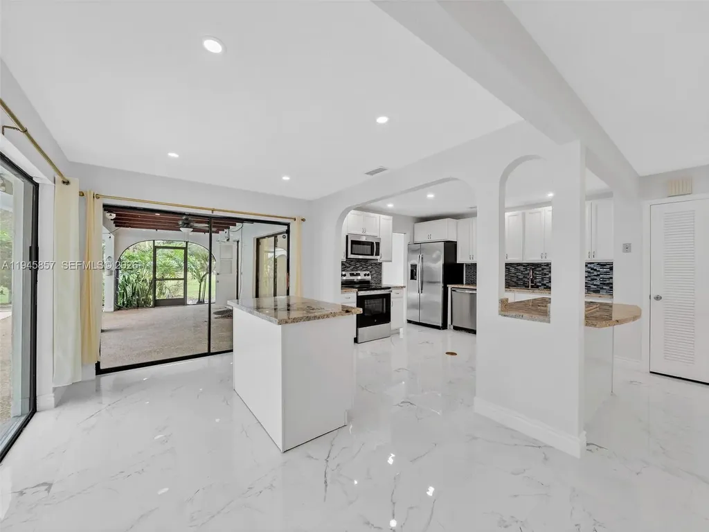 10251 NW 39th Court Coral Springs FL 33065
