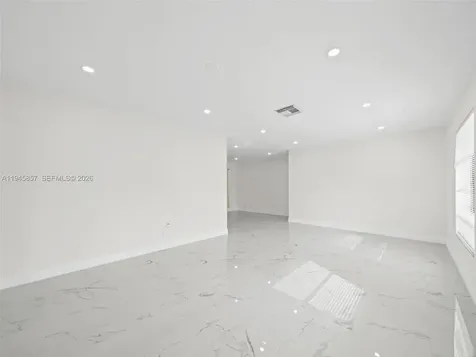 10251 NW 39th Court Coral Springs FL 33065
