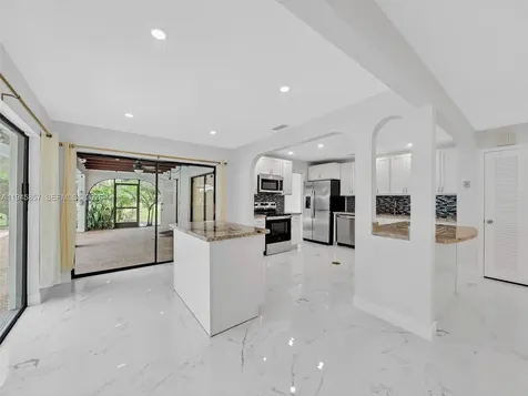 10251 NW 39th Court Coral Springs FL 33065