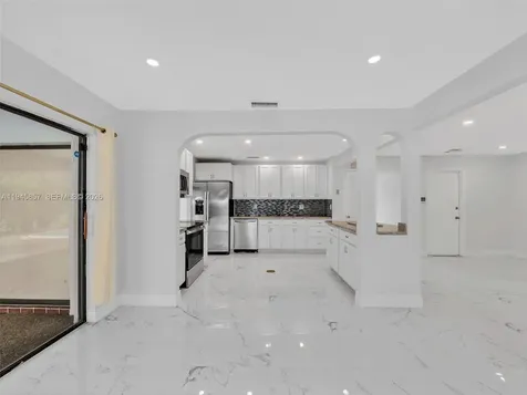 10251 NW 39th Court Coral Springs FL 33065