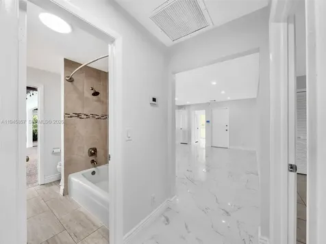 10251 NW 39th Court Coral Springs FL 33065