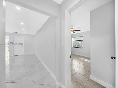 10251 NW 39th Court Coral Springs FL 33065