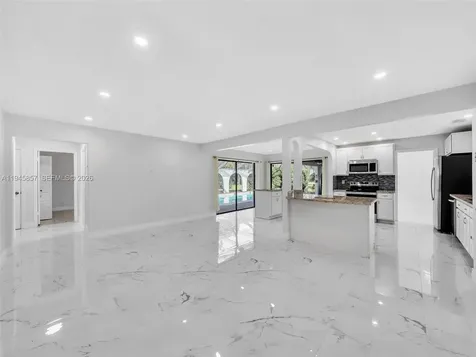 10251 NW 39th Court Coral Springs FL 33065