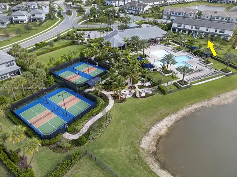 4409 W Appleton Circle W Oakland Park FL 33309