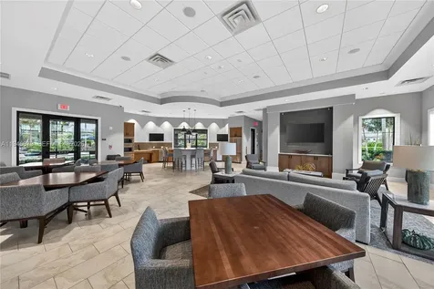 4409 W Appleton Circle W Oakland Park FL 33309