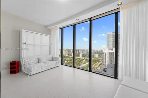 18555 Collins Avenue Sunny Isles Beach FL 33160