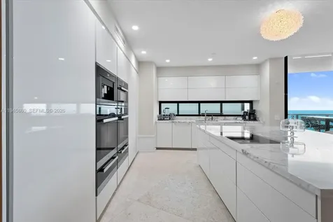 18555 Collins Avenue Sunny Isles Beach FL 33160