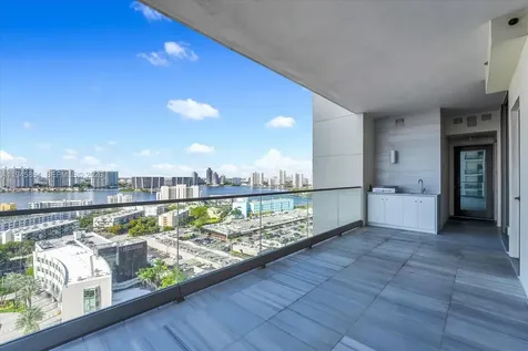 17975 Collins Avenue Sunny Isles Beach FL 33160