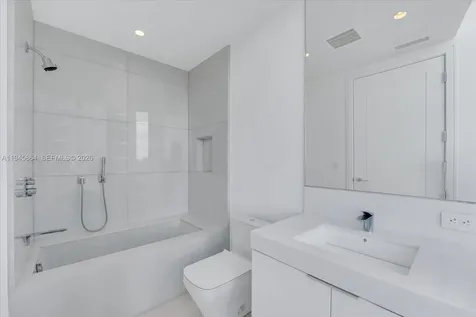 17975 Collins Avenue Sunny Isles Beach FL 33160