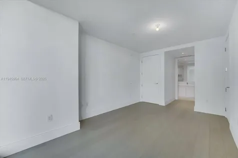 17975 Collins Avenue Sunny Isles Beach FL 33160