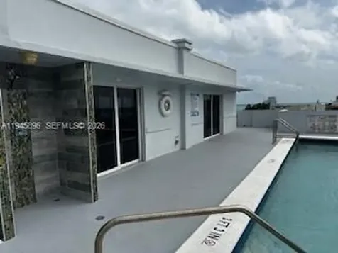 320 S Surf Road Hollywood FL 33019