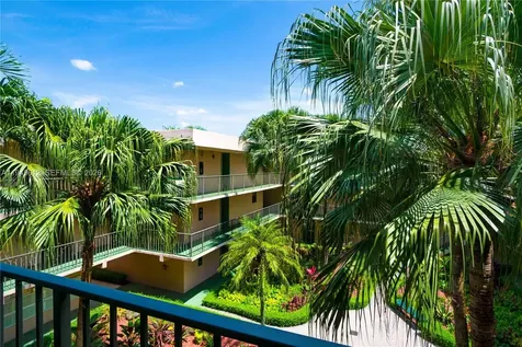 10525 SW 112th Avenue Miami FL 33176