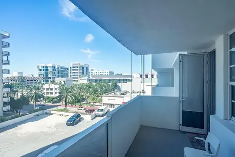 100 Lincoln Road Miami Beach FL 33139