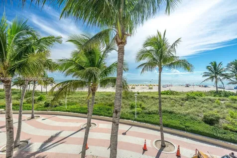 100 Lincoln Road Miami Beach FL 33139