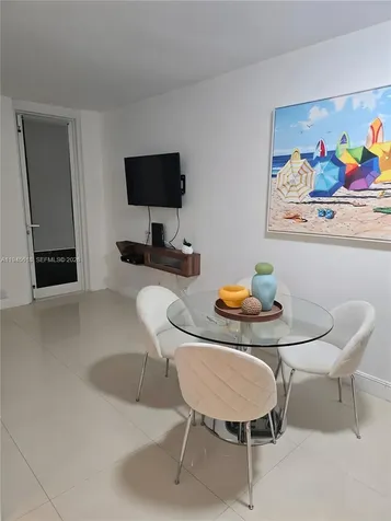 100 Lincoln Road Miami Beach FL 33139