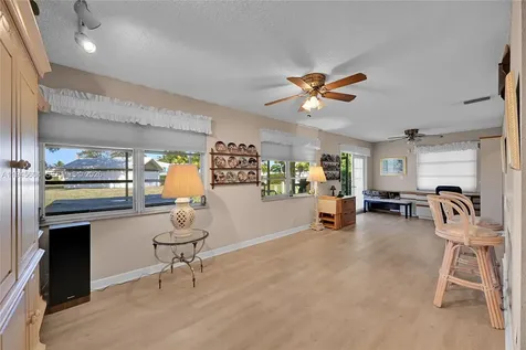 7109 NW 75th Street Tamarac FL 33321