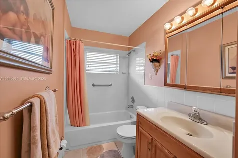 7109 NW 75th Street Tamarac FL 33321