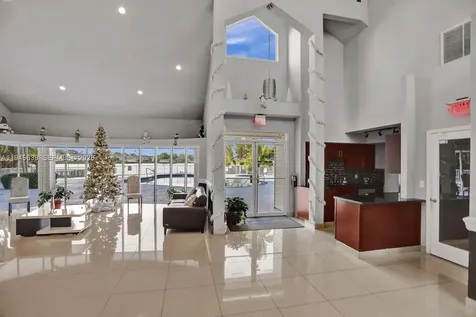 3457 NW 44th Street Oakland Park FL 33309