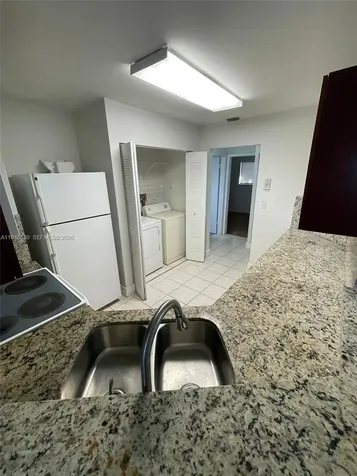 3457 NW 44th Street Oakland Park FL 33309