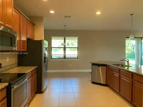 11016 Tahiti Isle Lane Other City - In The State Of Florida FL 33647