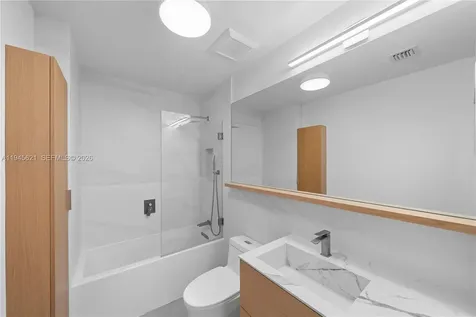 1700 Meridian Avenue Miami Beach FL 33139