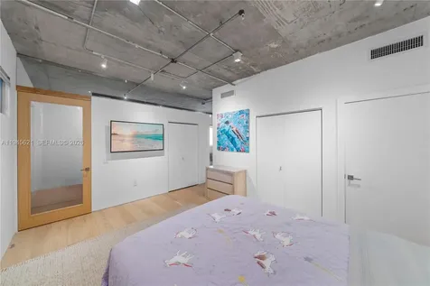 1700 Meridian Avenue Miami Beach FL 33139