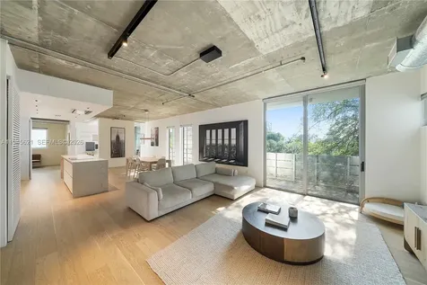 1700 Meridian Avenue Miami Beach FL 33139