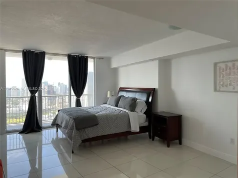 1750 N Bayshore Drive Miami FL 33132