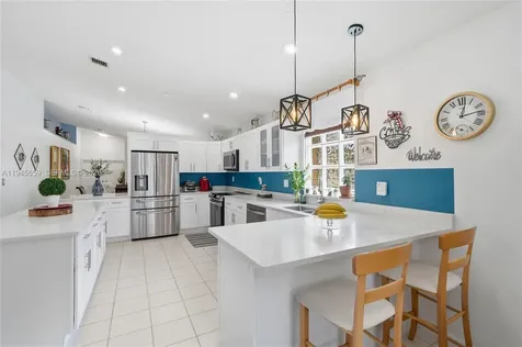 20494 SW 5th Street Pembroke Pines FL 33029
