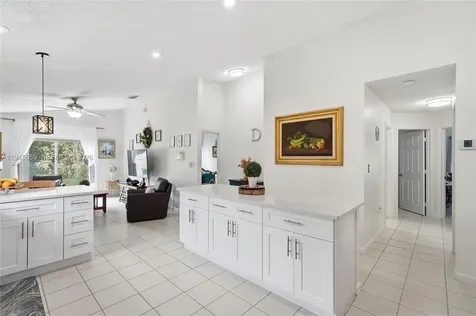 20494 SW 5th Street Pembroke Pines FL 33029