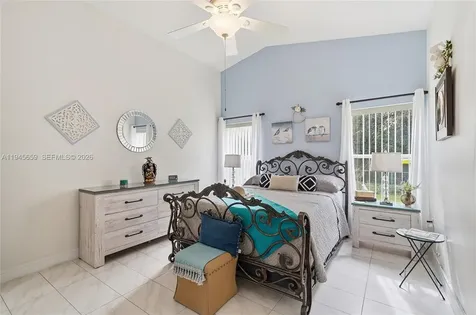 20494 SW 5th Street Pembroke Pines FL 33029