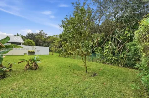20494 SW 5th Street Pembroke Pines FL 33029