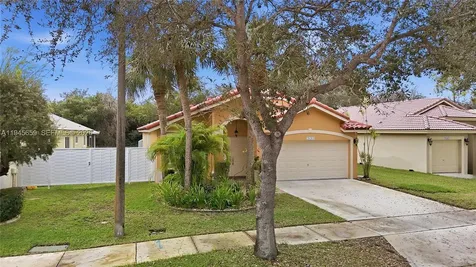 20494 SW 5th Street Pembroke Pines FL 33029
