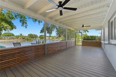 5805 NW 72nd Avenue Tamarac FL 33321-6039