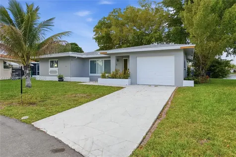 5805 NW 72nd Avenue Tamarac FL 33321-6039