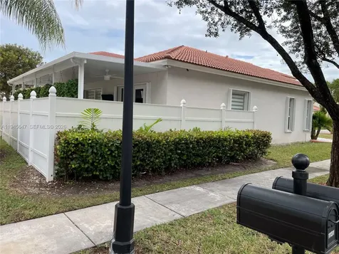 3725 NE 11th Street Homestead FL 33033