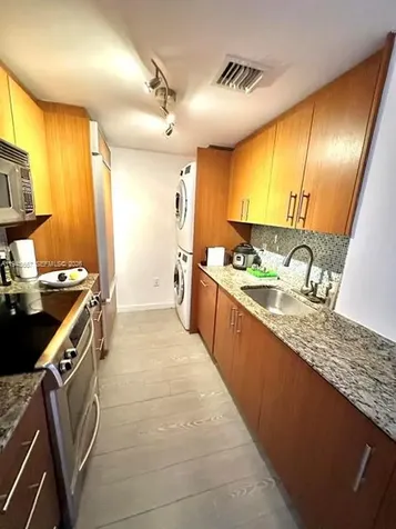 10275 Collins Avenue Bal Harbour FL 33154