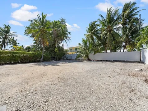 22 Atlantic Boulevard Key Largo FL 33037