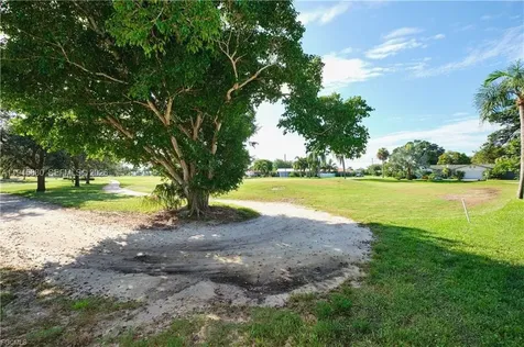 4728 Orange Grove Boulevard Fort Myers FL 33903