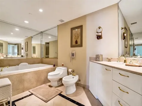 19955 NE 38th Court Aventura FL 33180