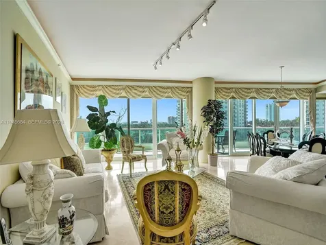 19955 NE 38th Court Aventura FL 33180