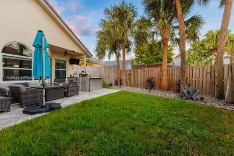 6952 NW 27th Court Margate FL 33063