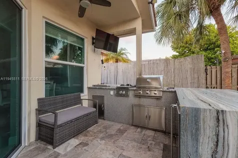 6952 NW 27th Court Margate FL 33063